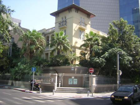 Тель-Авив. В этом доме было советское посольство